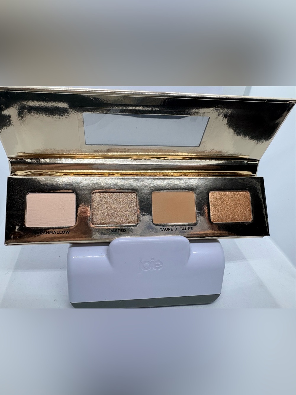 NEW ICONIC London 4-Shade Eyeshadow Palette – Neutral Tones